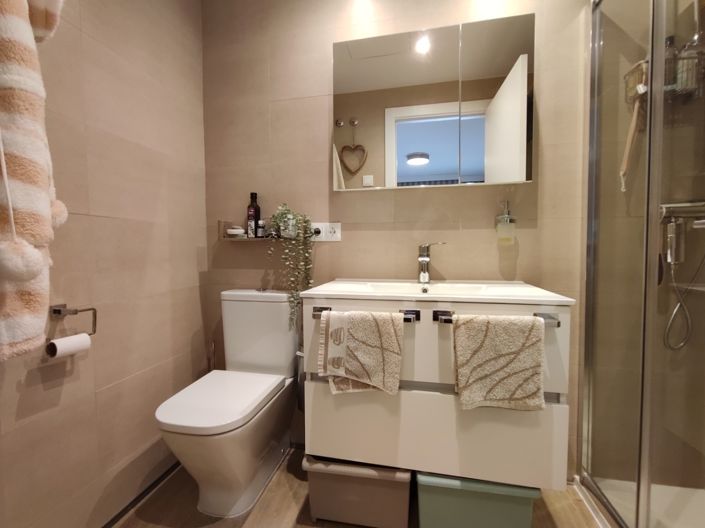 Image No.17-4 Bed Penthouse for sale