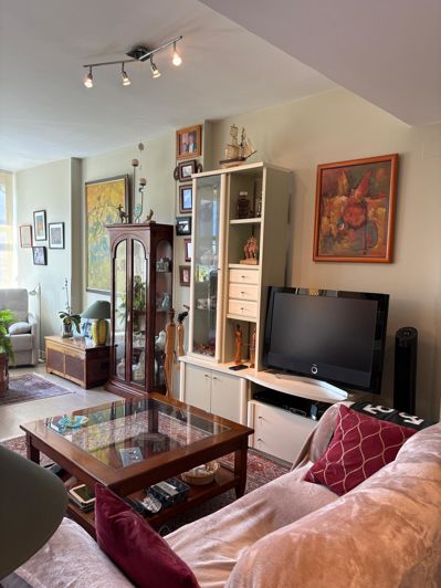 Image No.20-3 Bed Apartment for sale