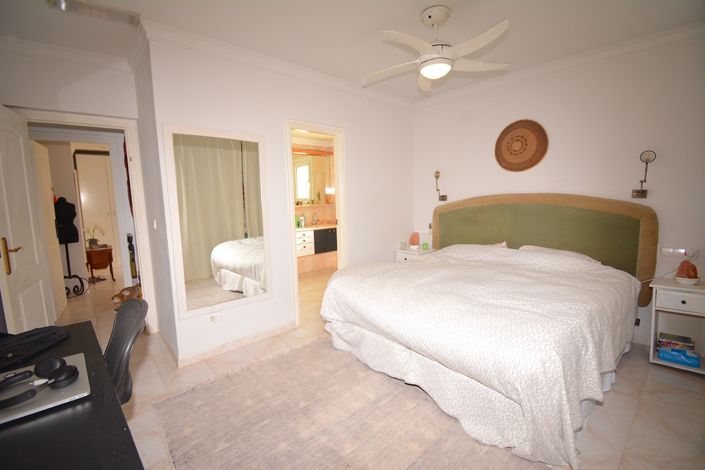 Image No.22-5 Bed Villa for sale