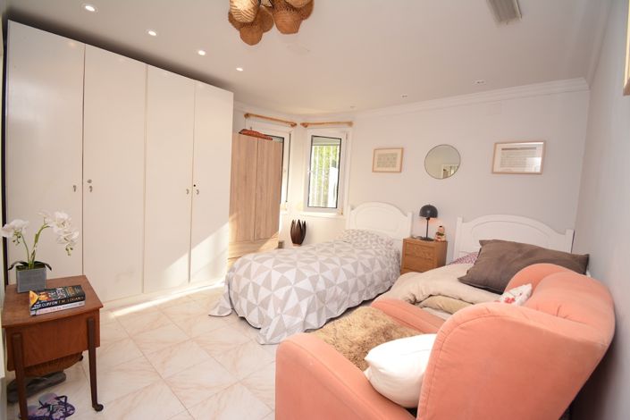 Image No.25-5 Bed Villa for sale