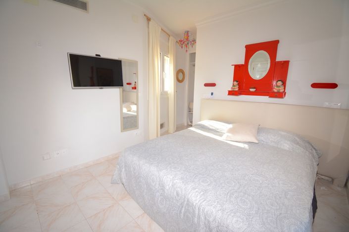 Image No.30-5 Bed Villa for sale