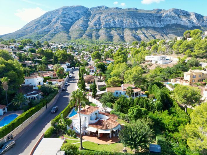 Image No.48-5 Bed Villa for sale