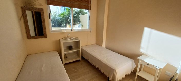 Image No.20-2 Bed Apartment for sale