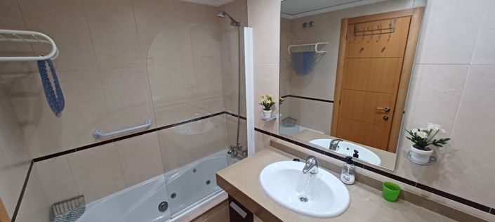 Image No.23-2 Bed Apartment for sale