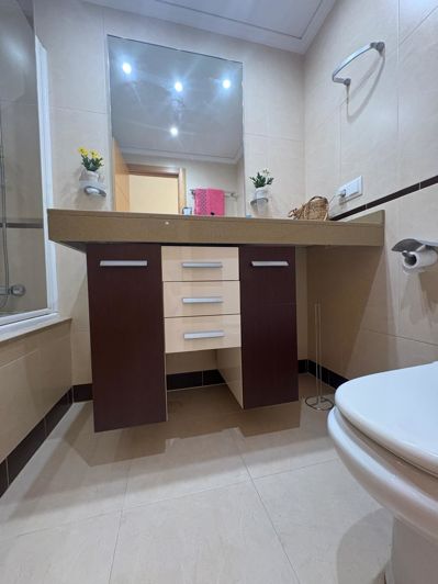 Image No.24-2 Bed Apartment for sale