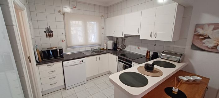 Image No.6-3 Bed Villa for sale