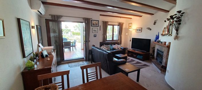 Image No.11-3 Bed Property for sale