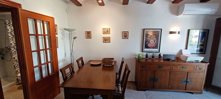 Image No.13-3 Bed Property for sale