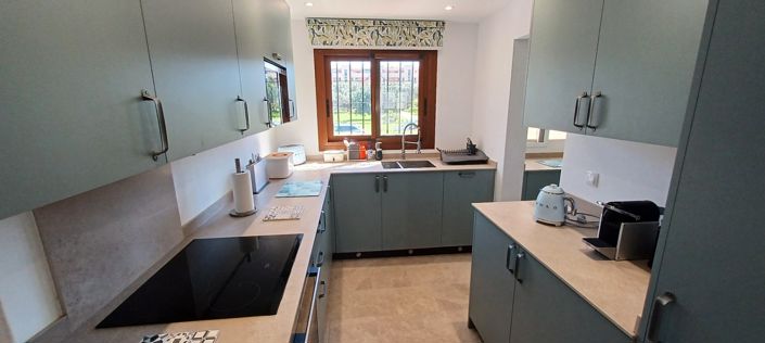 Image No.16-3 Bed Property for sale