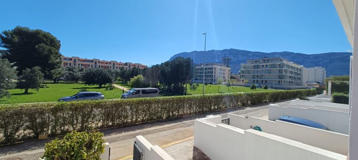 Image No.3-3 Bed Property for sale