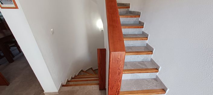 Image No.41-3 Bed Property for sale