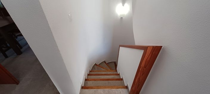 Image No.42-3 Bed Property for sale