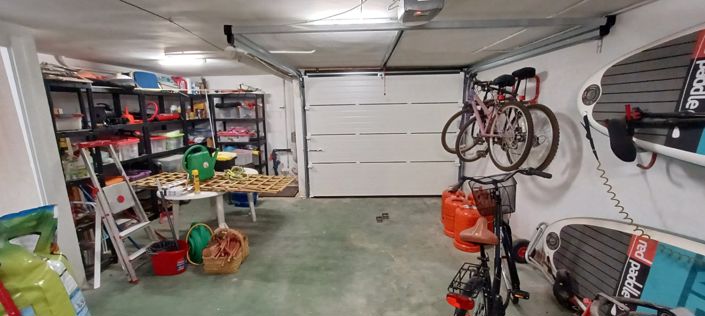 Image No.47-3 Bed Property for sale