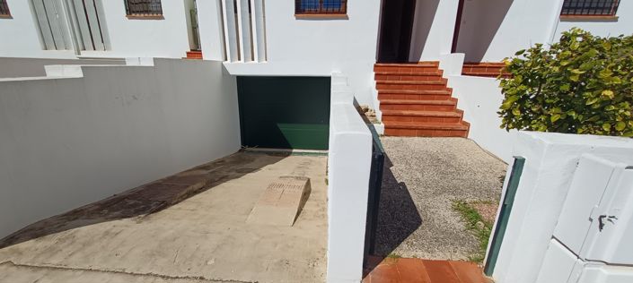 Image No.48-3 Bed Property for sale