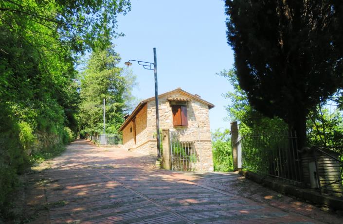 Image No.10-2 Bed Cottage for sale