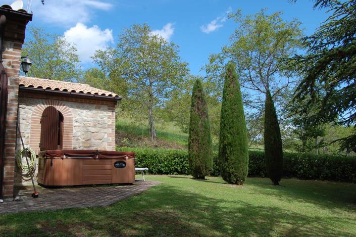 Image No.8-Chalet de 2 chambres à vendre à Montelparo