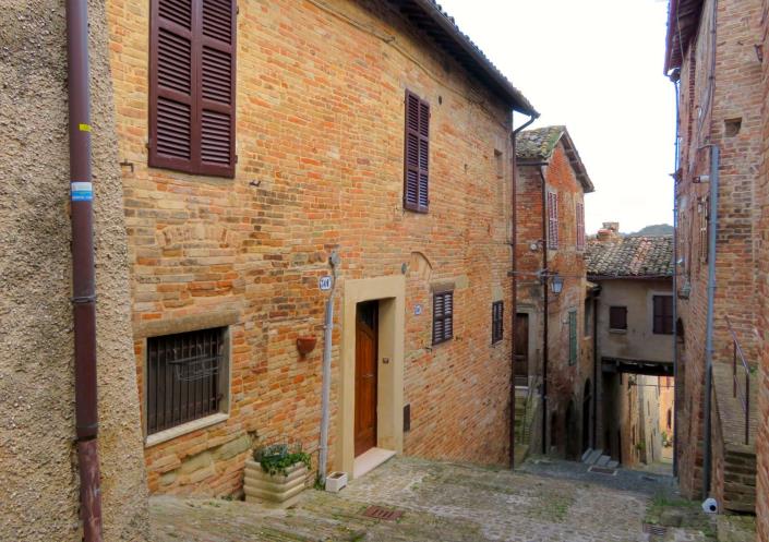 Image No.5-3 Bed Townhouse for sale