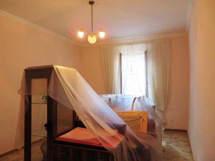 Image No.12-3 Bed Townhouse for sale