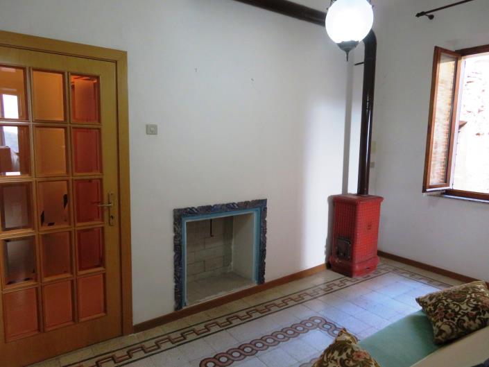 Image No.13-3 Bed Townhouse for sale