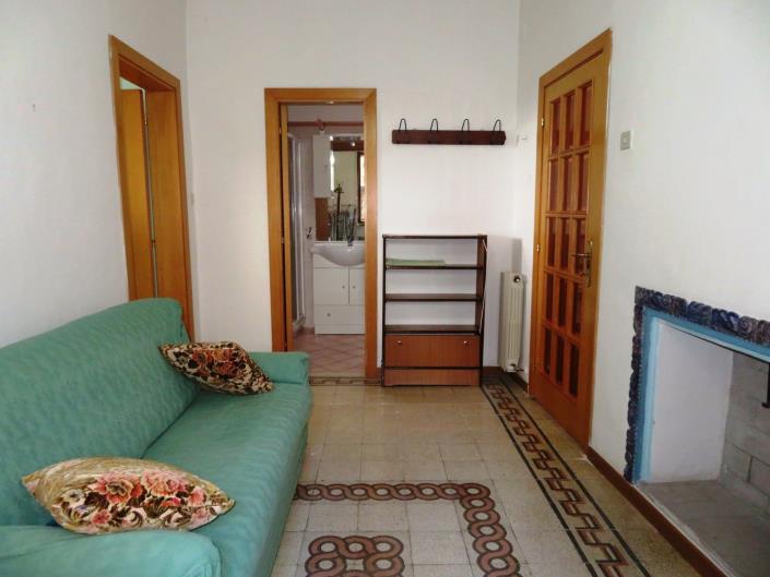 Image No.14-3 Bed Townhouse for sale