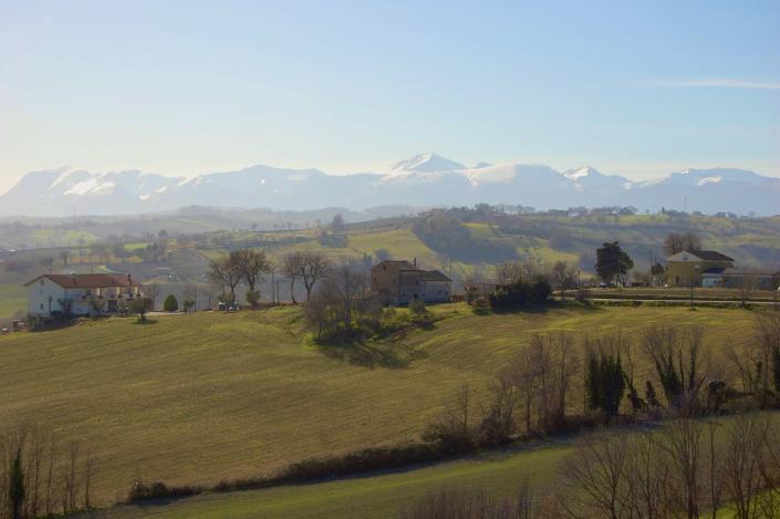 Image No.2-4 Bed Farmhouse for sale