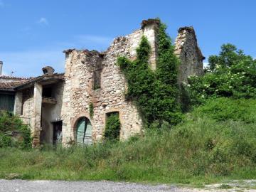 1 - Camerino, Maison de village