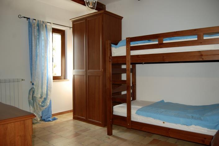 Image No.19-2 Bed Country House for sale