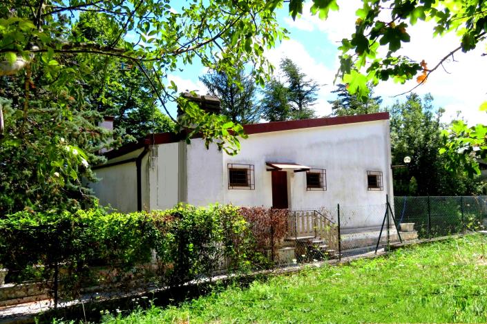 Image No.8-3 Bed Cottage for sale