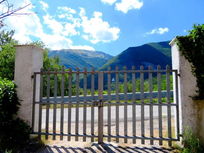 Image No.28-3 Bed Cottage for sale