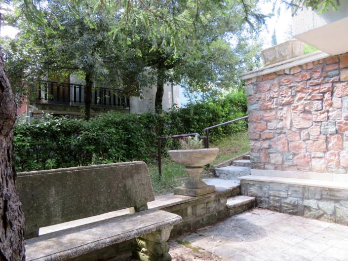 Image No.10-3 Bed Cottage for sale