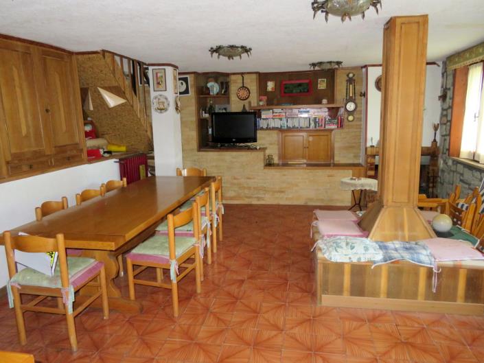 Image No.15-3 Bed Cottage for sale