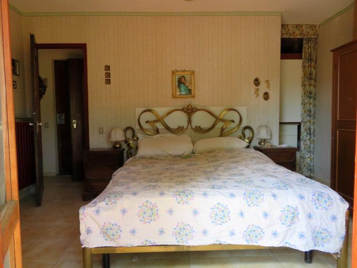 Image No.18-3 Bed Cottage for sale