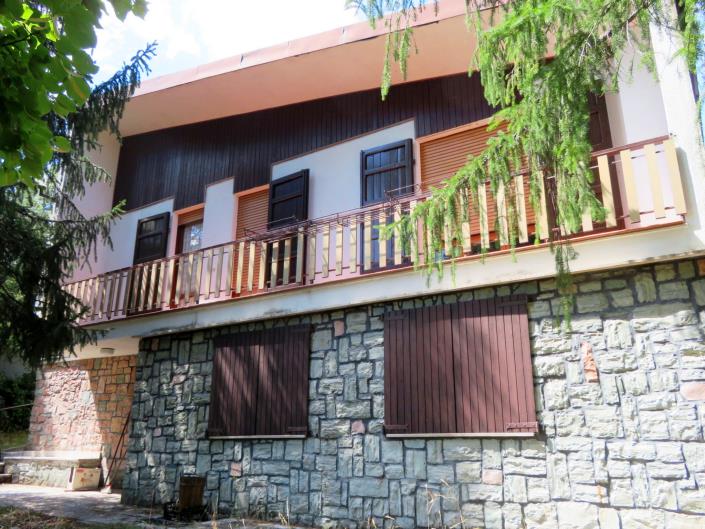 Image No.24-3 Bed Cottage for sale