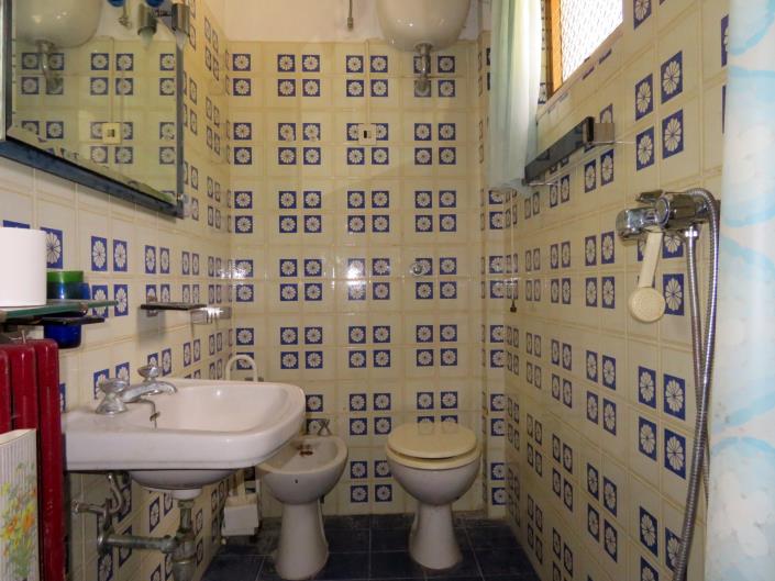 Image No.23-3 Bed Cottage for sale