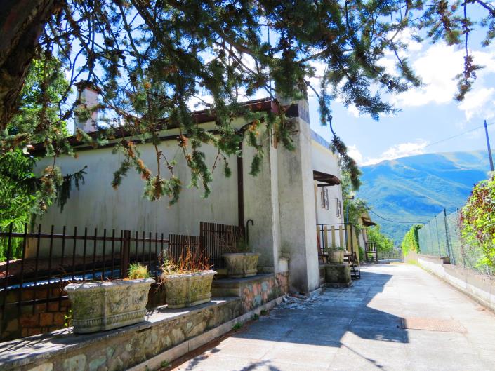 Image No.26-3 Bed Cottage for sale