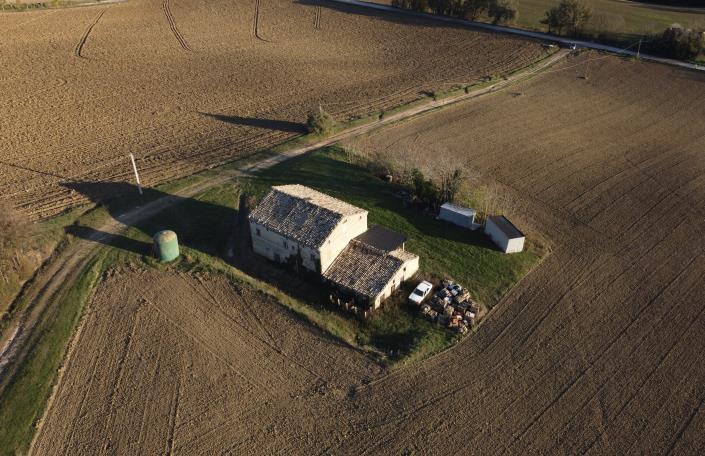 Image No.9-3 Bed Farmhouse for sale