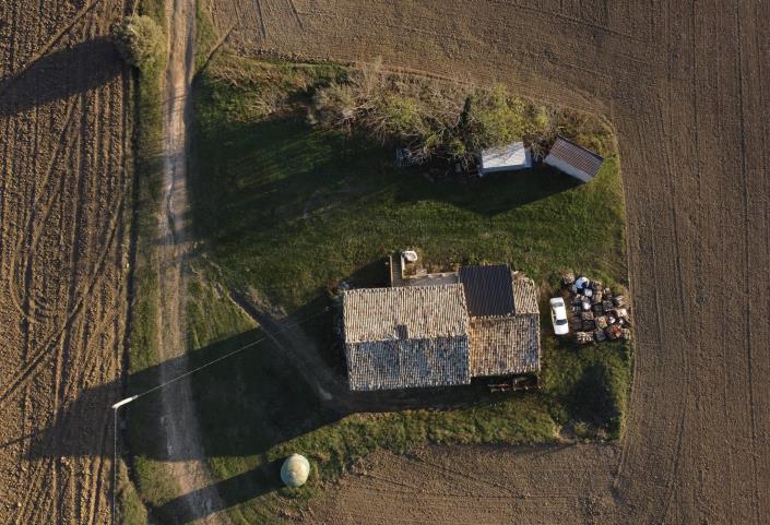 Image No.10-3 Bed Farmhouse for sale