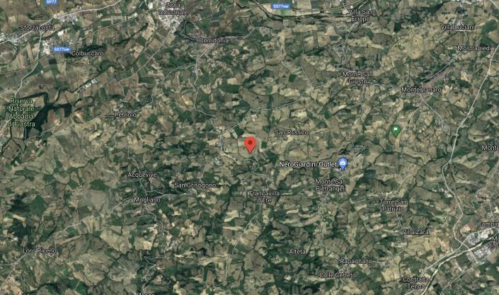 Image No.12-3 Bed Farmhouse for sale