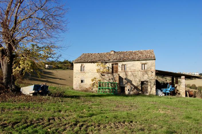 Image No.1-Ferme de 3 chambres à vendre à Monte San Giusto