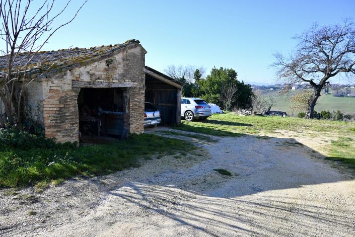 Image No.6-3 Bed Farmhouse for sale