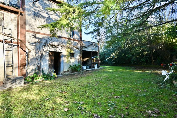 Image No.14-4 Bed Farmhouse for sale