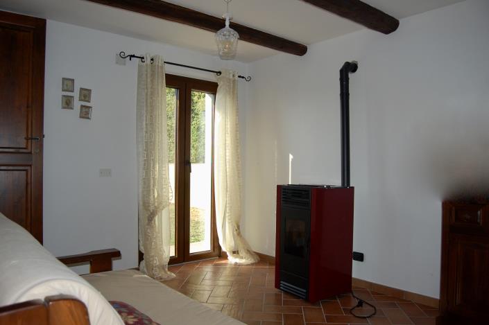 Image No.16-3 Bed Country House for sale