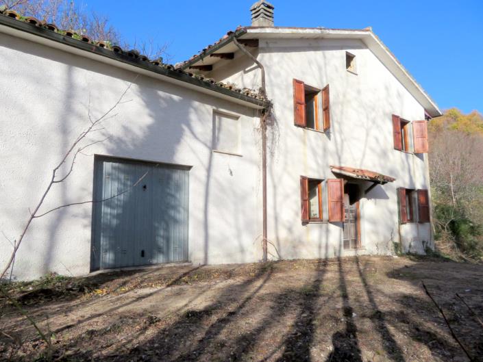 Image No.6-Ferme de 3 chambres à vendre à Sarnano