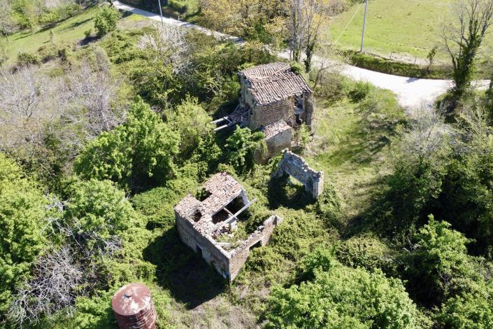 Image No.7-3 Bed Country Property for sale