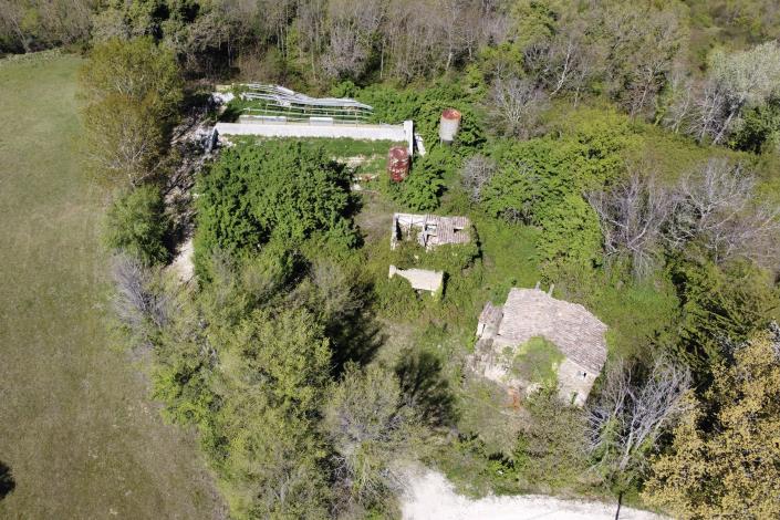 Image No.8-3 Bed Country Property for sale