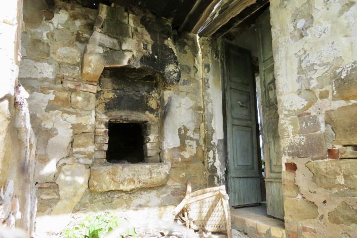 Image No.16-3 Bed Country Property for sale