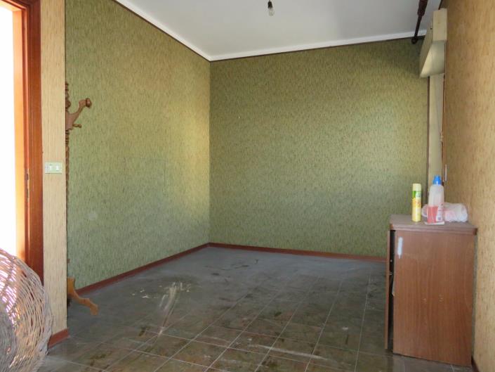 Image No.8-2 Bed House for sale