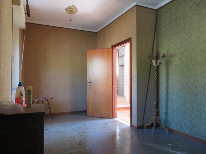 Image No.7-2 Bed House for sale