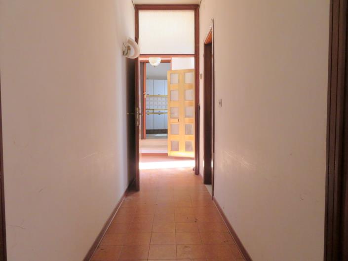 Image No.10-2 Bed House for sale