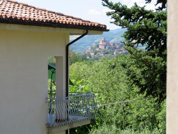 Image No.15-2 Bed House for sale